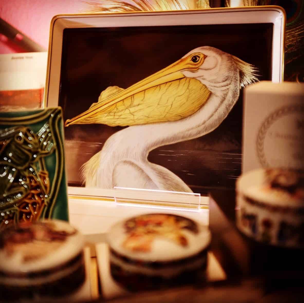Tray White Pelican Voo porcelain with the stamp and quality of Vista Alegre.