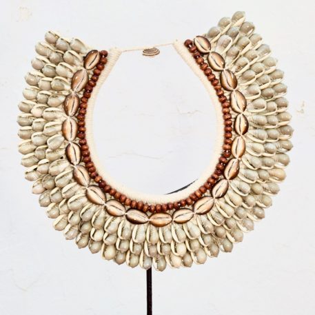 Large Papuan Seashells Necklace